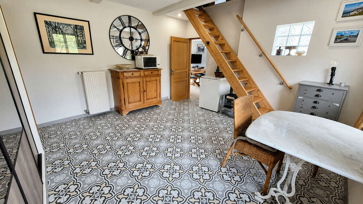 Longère 165M2 à ARREST - photo 6