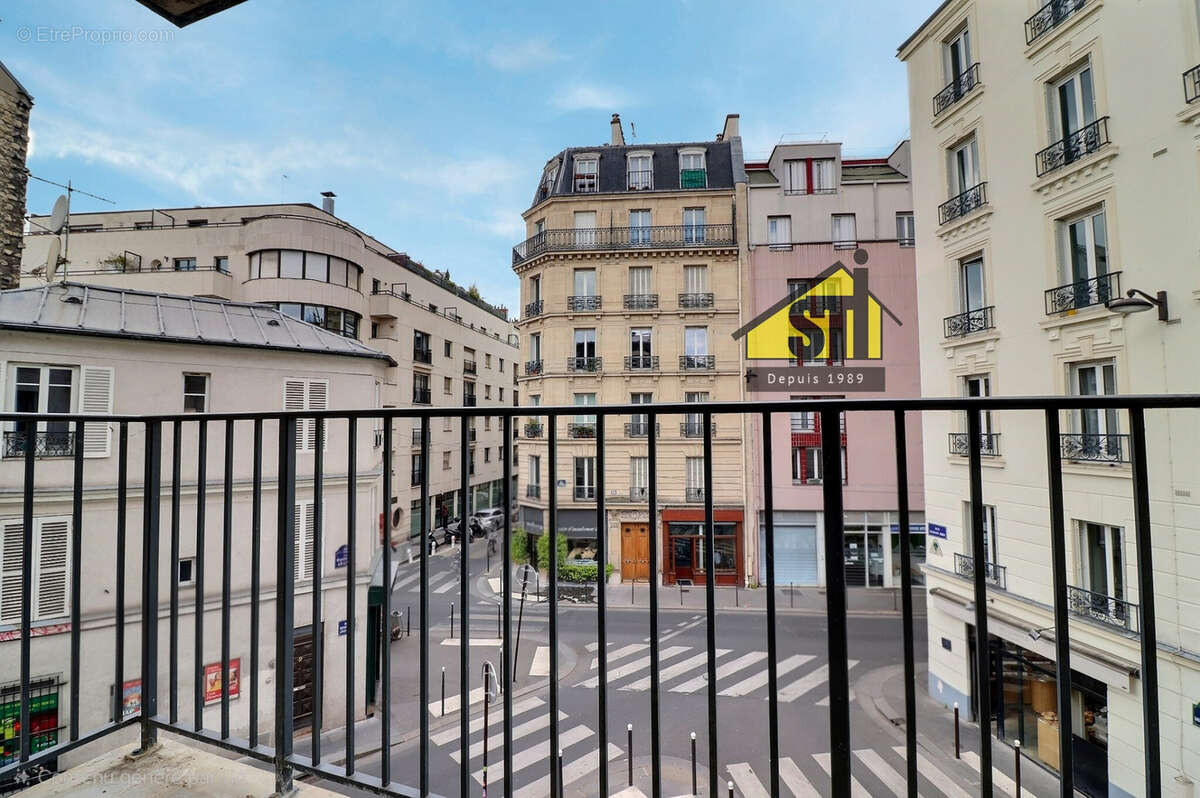 Appartement à PARIS-14E