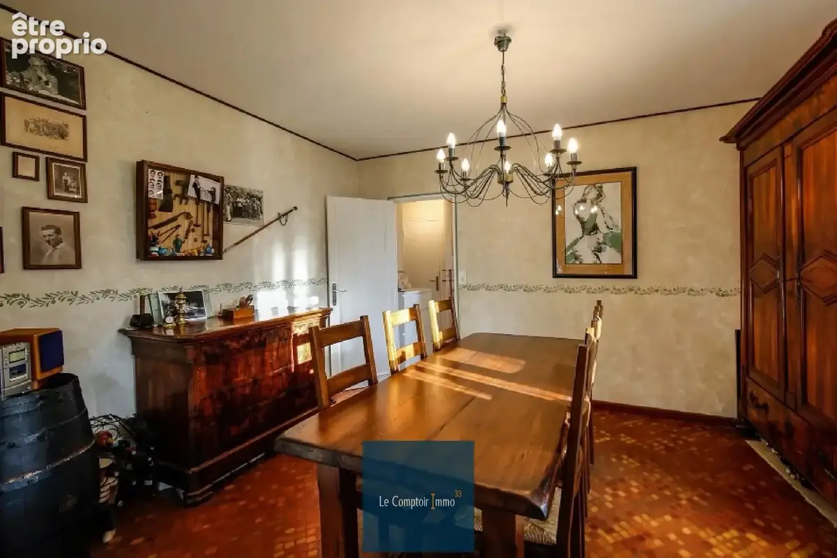 Maison familiale de plain-pied avec grand jardin sur SAINT-LOUBES - photo 5
