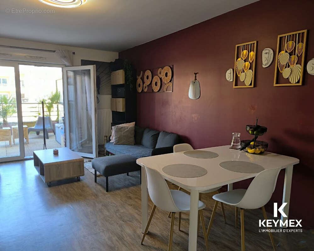 Appartement à PERSAN