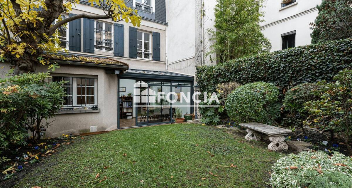 Maison à SAINT-MANDE