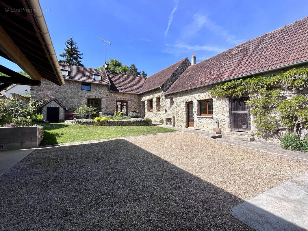 Maison à RAIZEUX