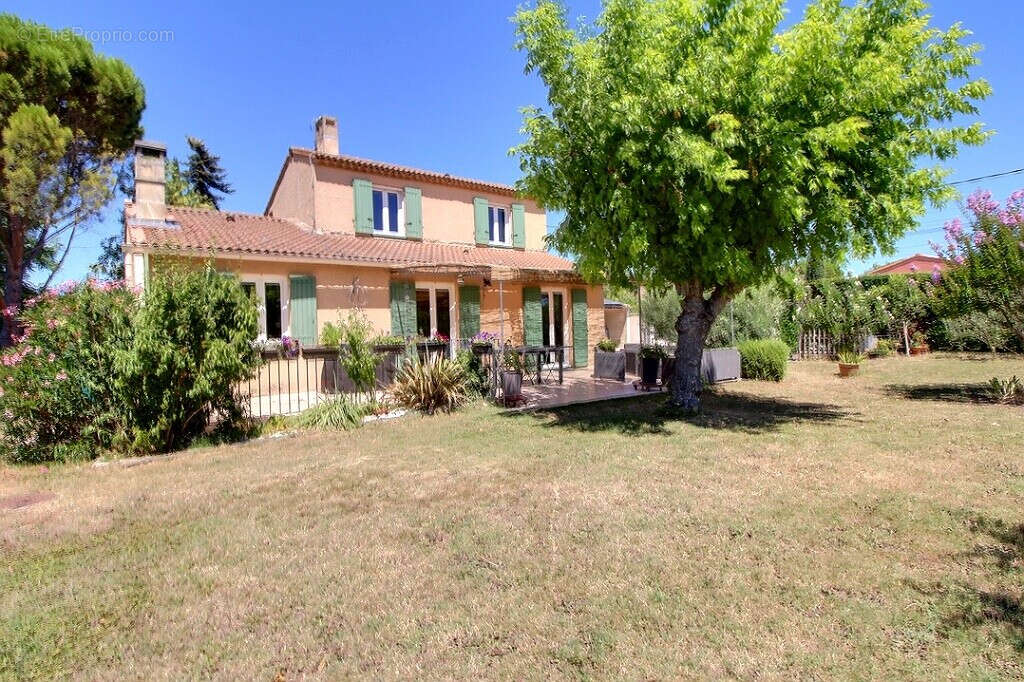 Maison à MAZAN