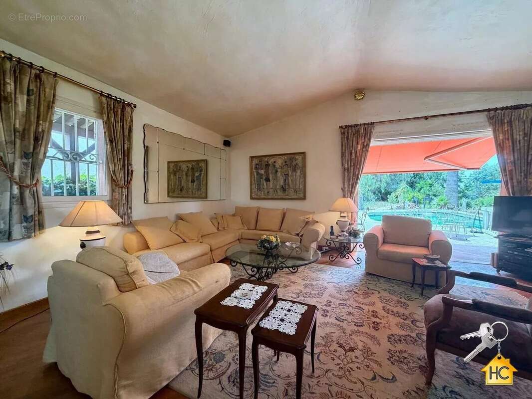 Villa La Croix des Gardes EXCLUSIVITE - photo 6