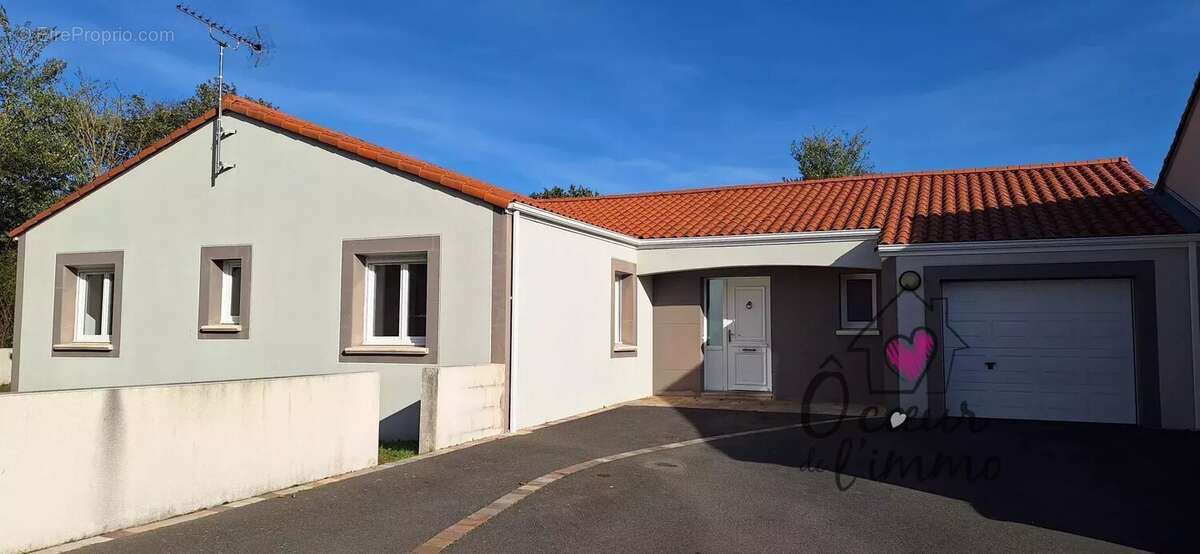 Maison à MAULEVRIER