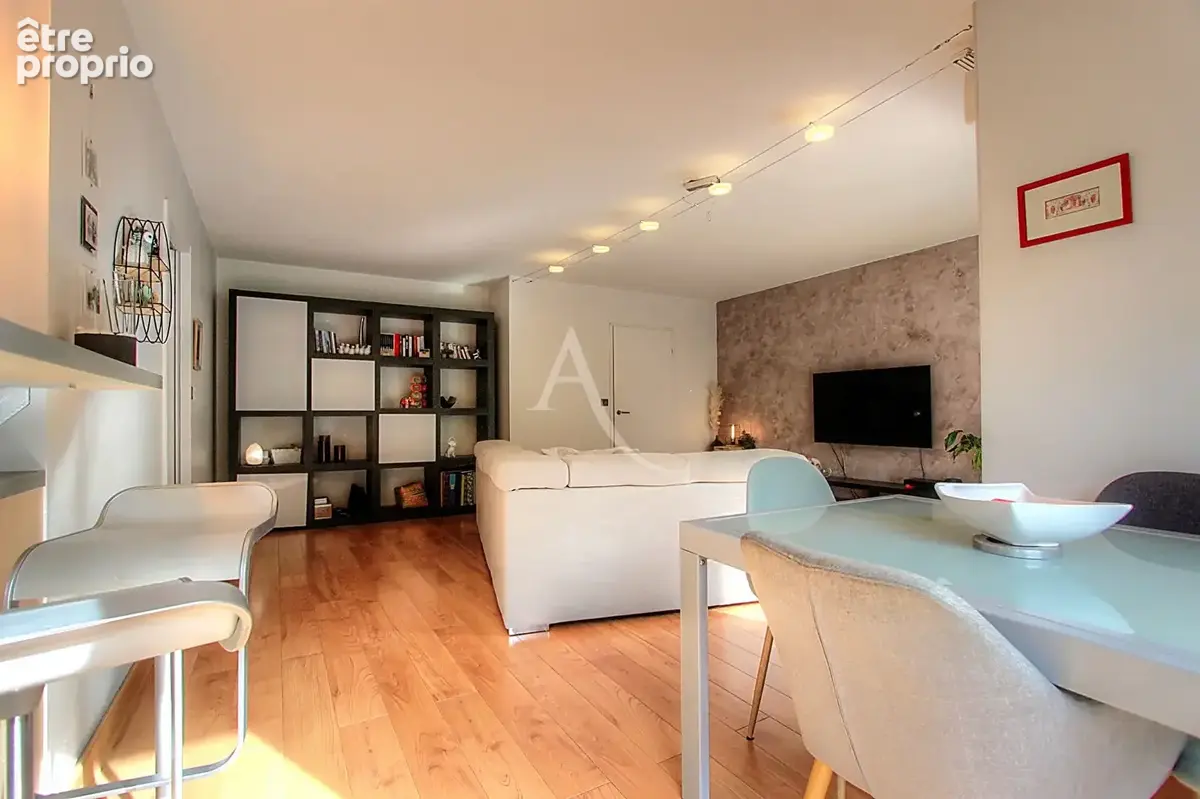 En Attique, Appartement 4 pièces 92 m² La Motte-Servolex - photo 6