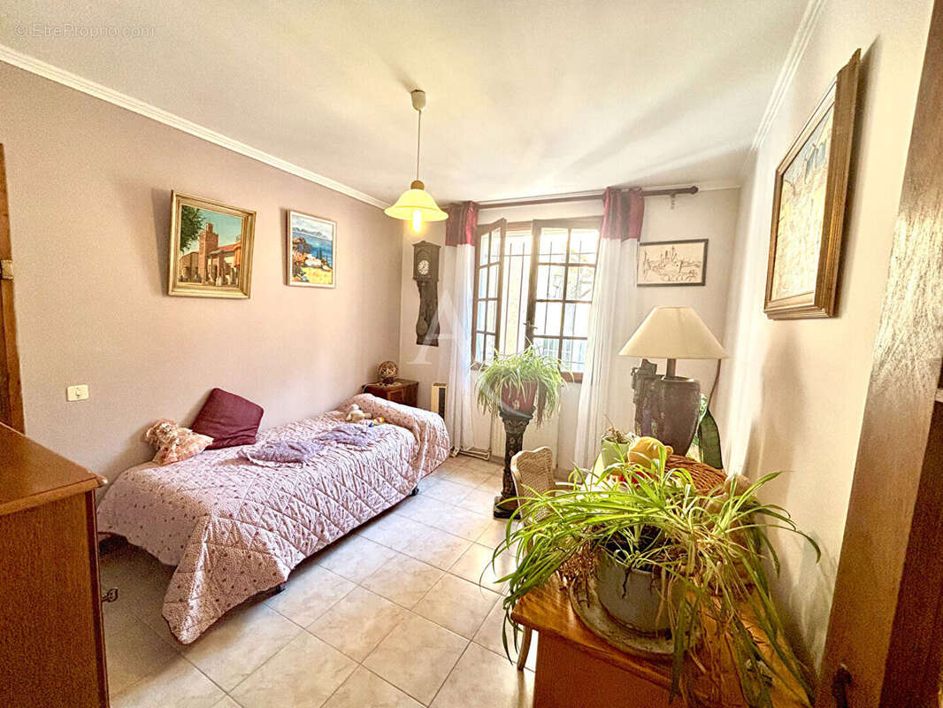 Maison à VILLEVEYRAC