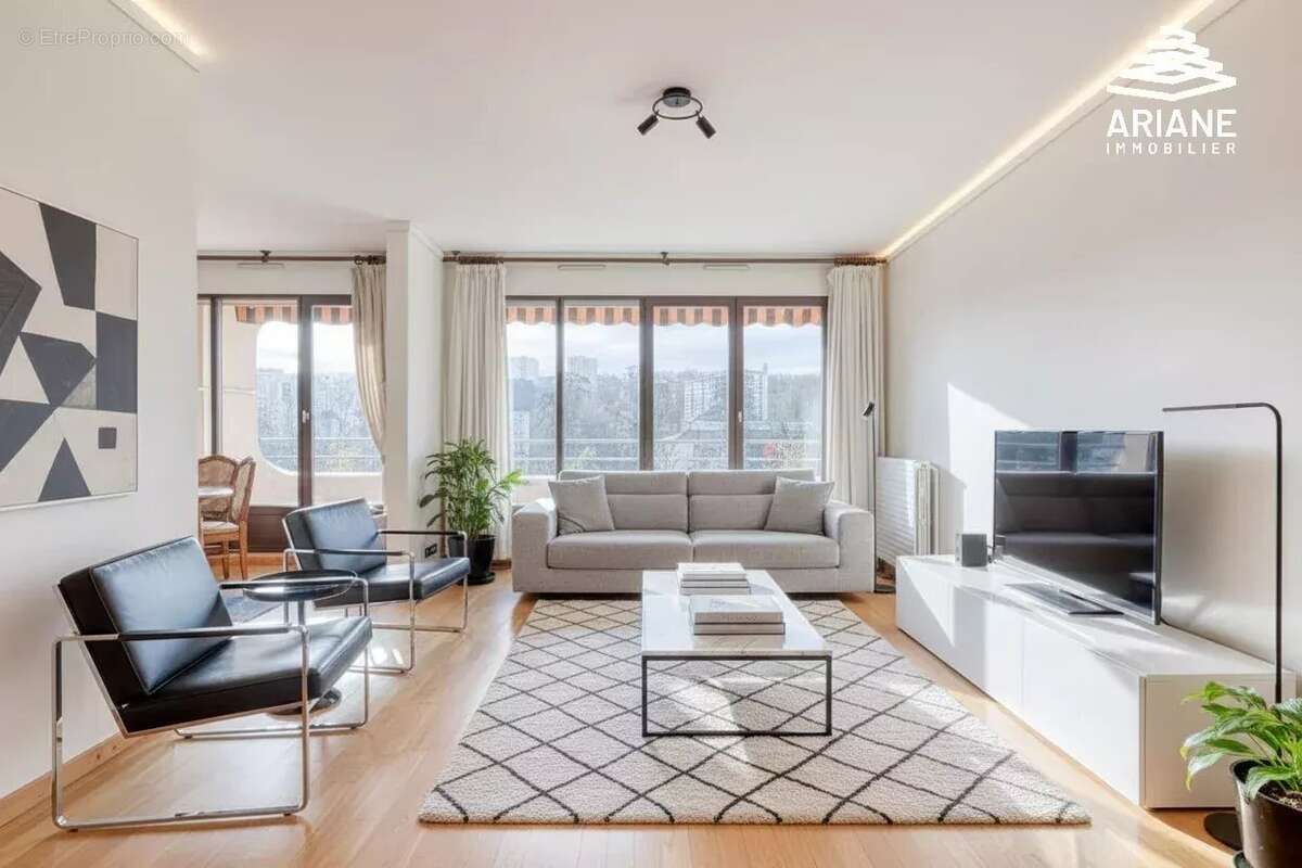 Appartement à LYON-9E