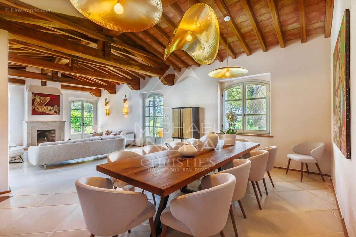 Maison à RAMATUELLE