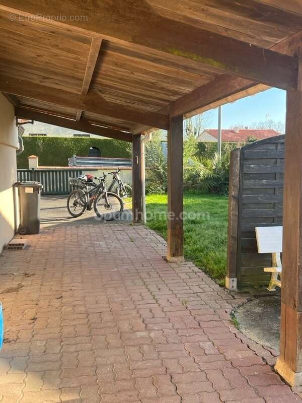 Maison à vendre 7 pièces MORTAGNE SUR SEVRE (85) - photo 9