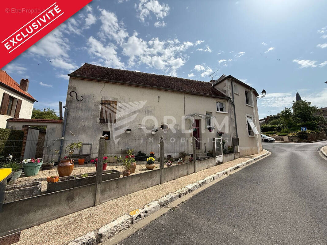 Maison à BONNY-SUR-LOIRE