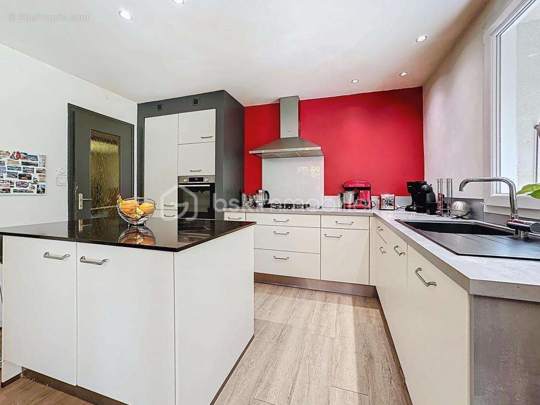 Maison à SAINT-MARTIN-D'URIAGE