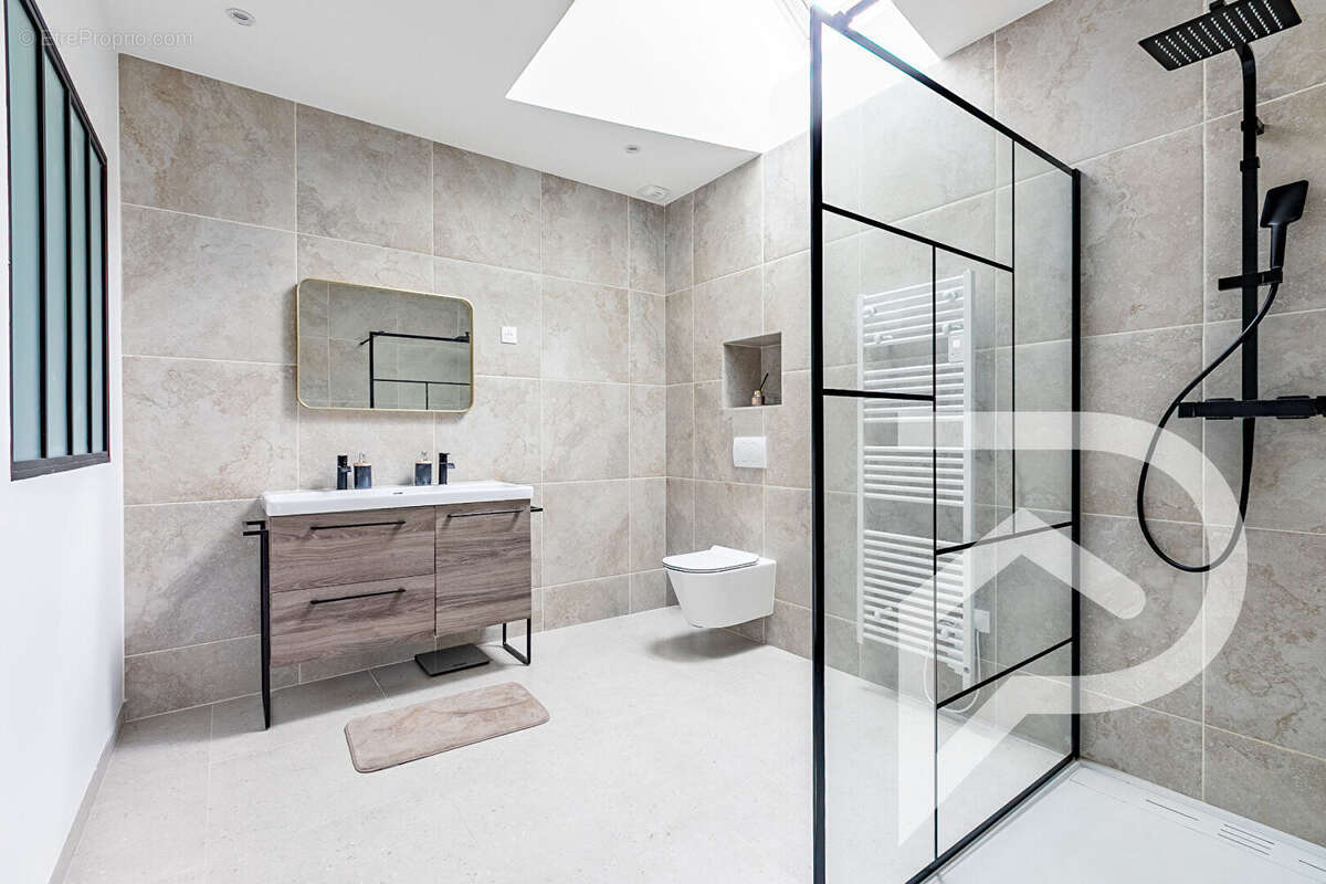 Maison à PONT-SAINTE-MAXENCE