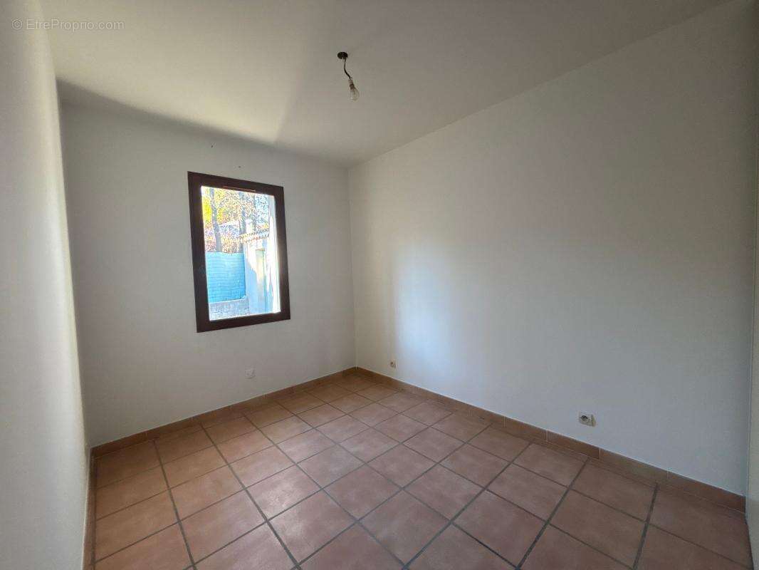 Maison à MALLEMOISSON