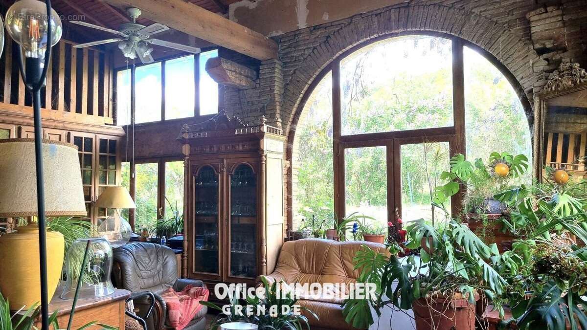 Maison à SAINT-RUSTICE