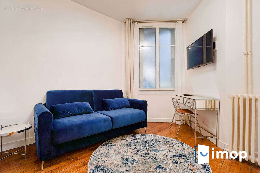 Appartement à PARIS-7E