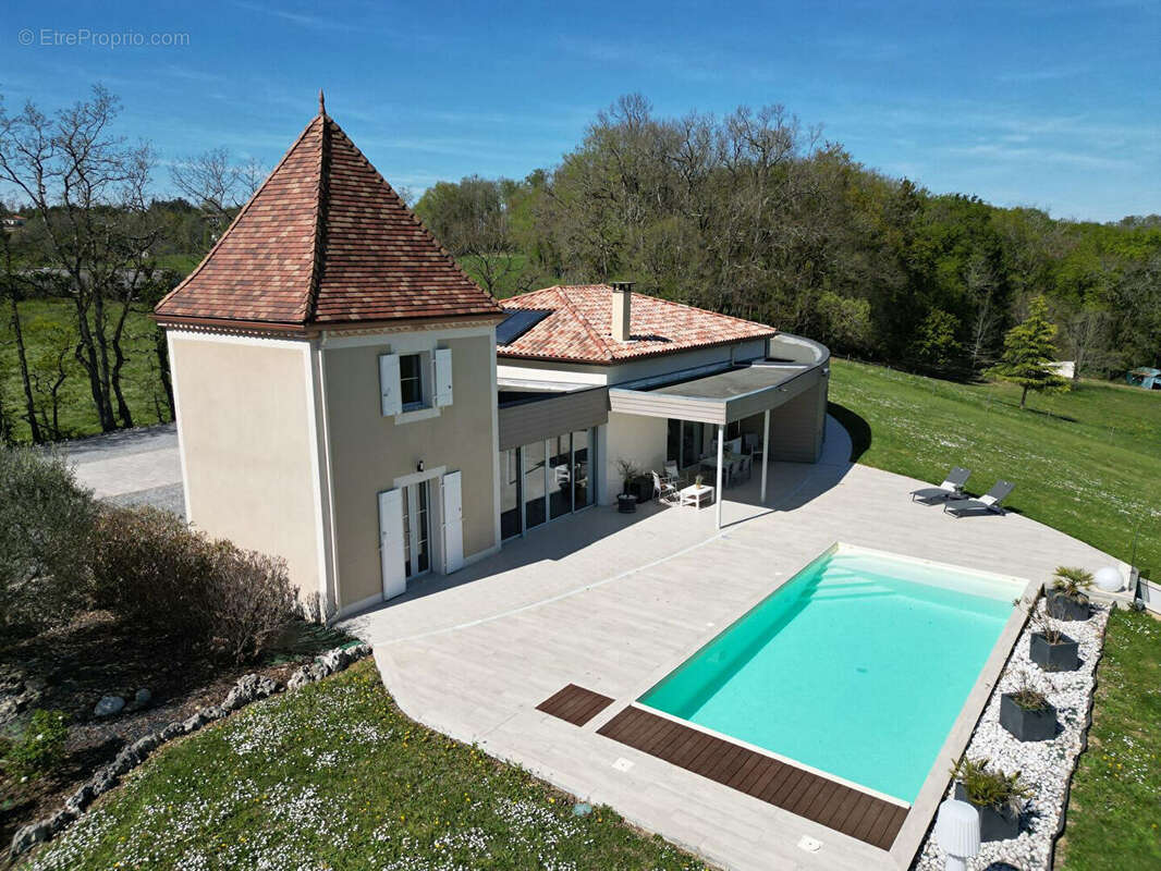 Maison à VILLENEUVE-SUR-LOT