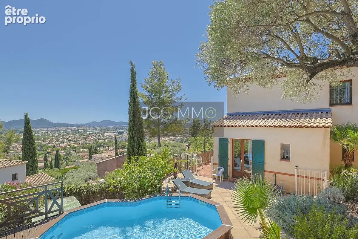 villa individuelle T5 de 117 m2 avec piscine et belle vue dégagée - photo 15