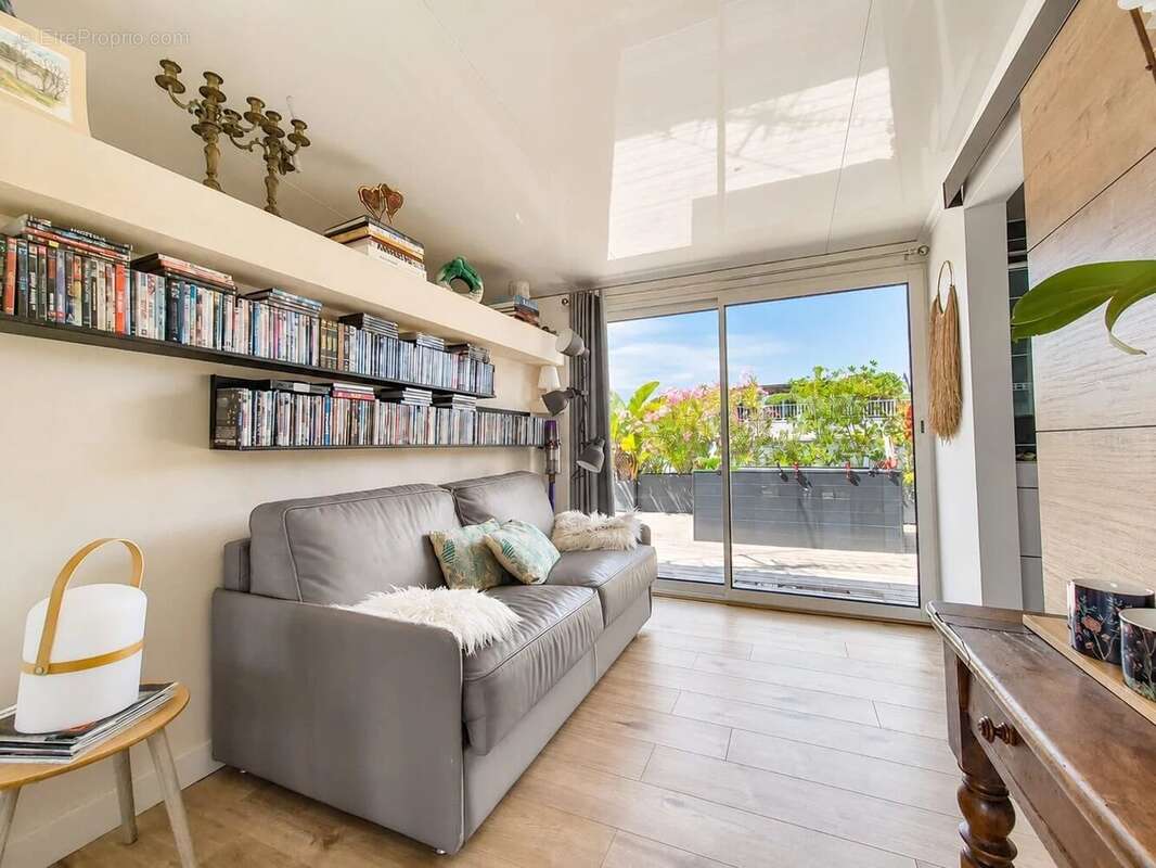 Appartement à CAGNES-SUR-MER