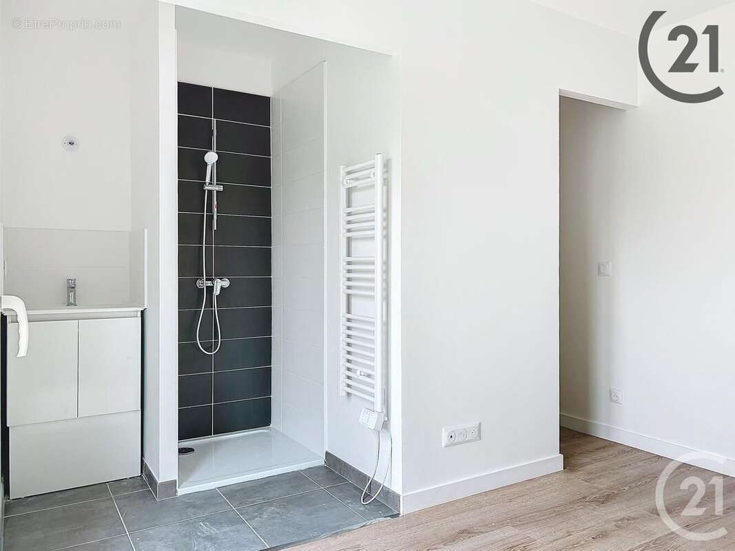 Maison à MESNIL-SAINT-PERE