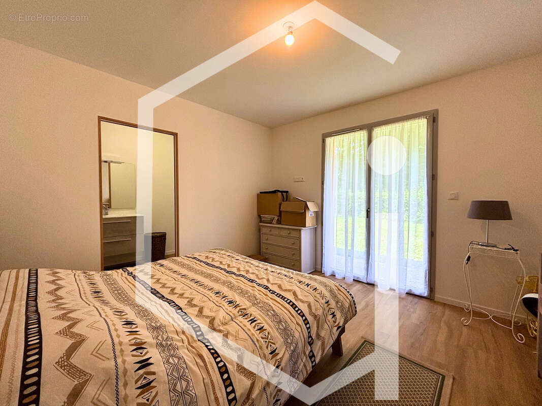 Maison à COSNE-COURS-SUR-LOIRE