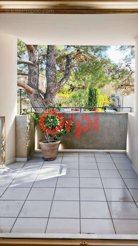 Appartement à VENELLES