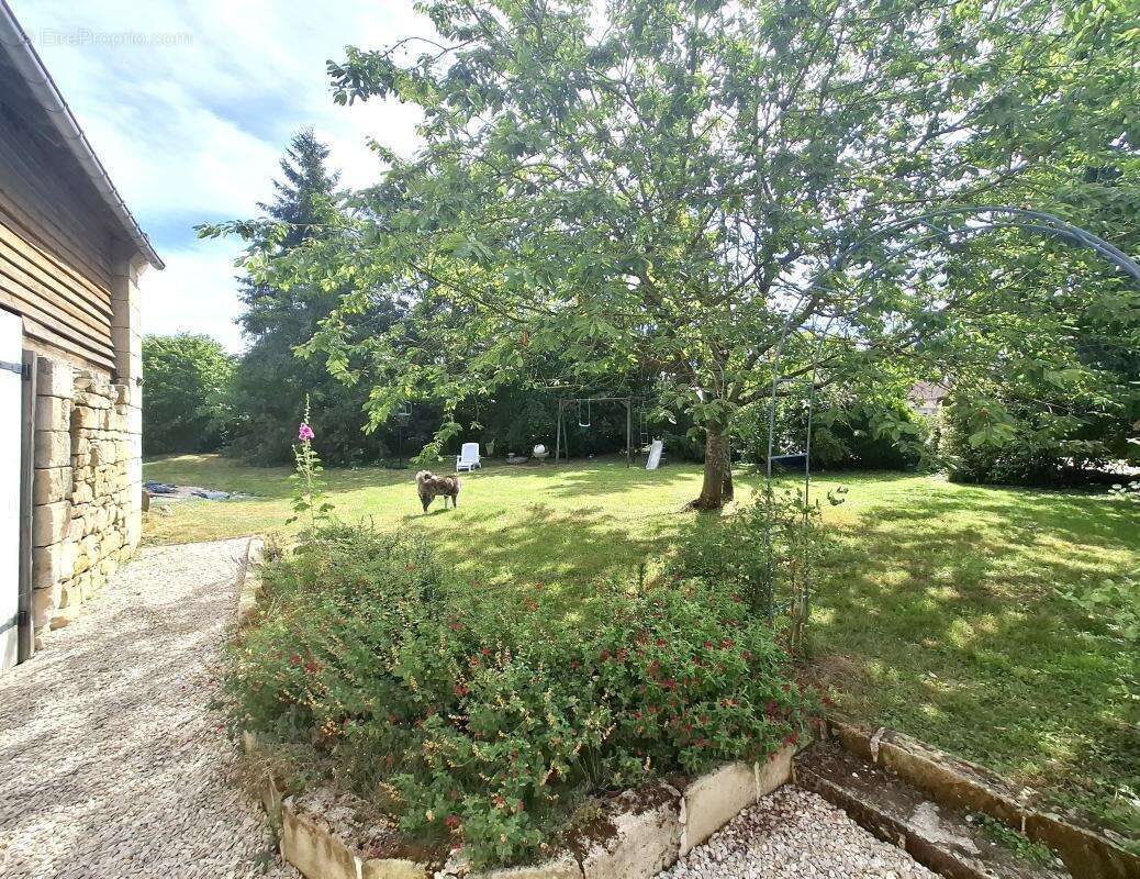 Maison de 144 m² à Hautefontaine - photo 13