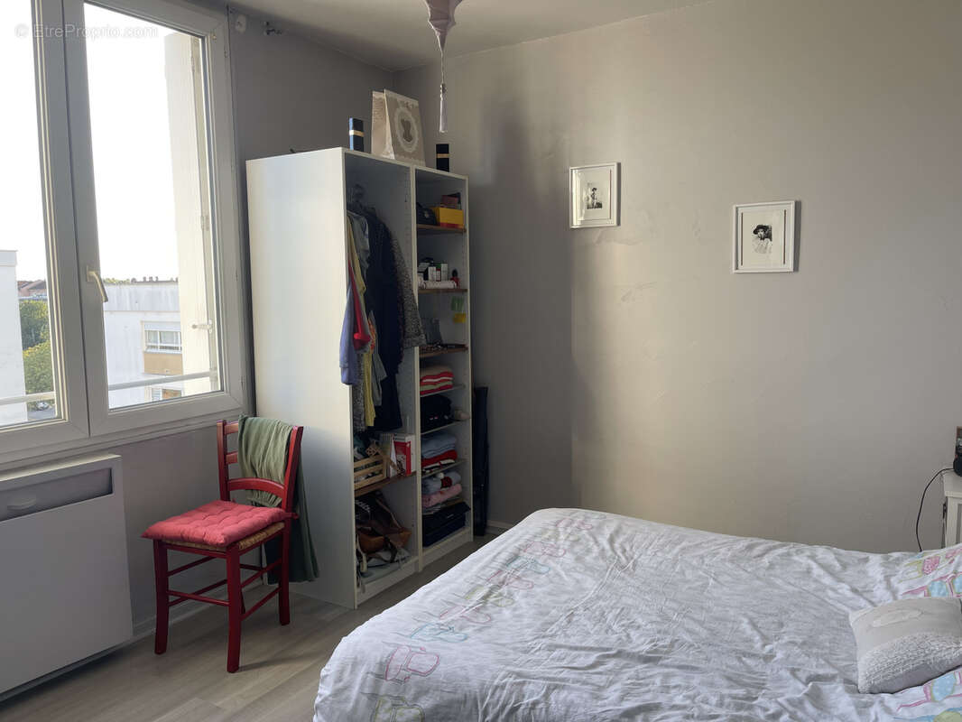 Limoges Appartement T5 avec garage et parkings - photo 13