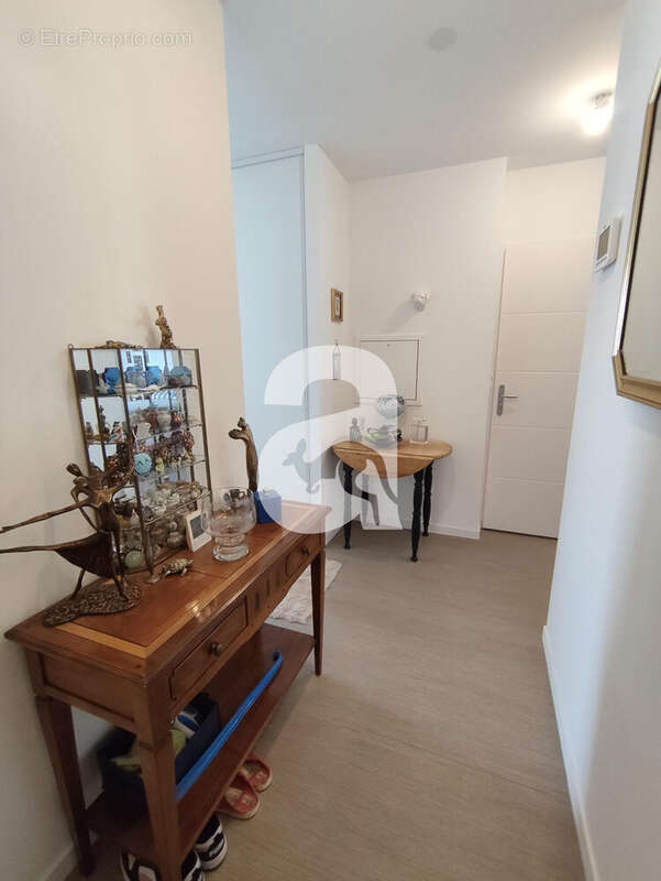 Appartement à VILLENEUVE-SAINT-GERMAIN