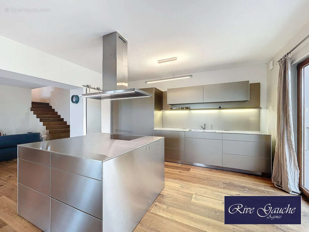 Maison à CHENS-SUR-LEMAN