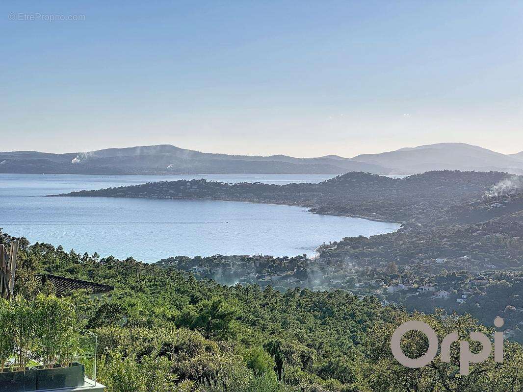 Maison à LES ISSAMBRES