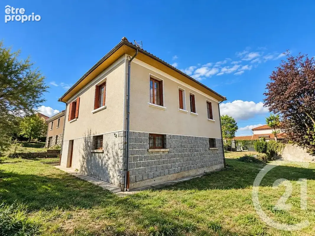 Maison 3 pièces 70 m² à vendre à Paulhaguet (43230) - photo 2