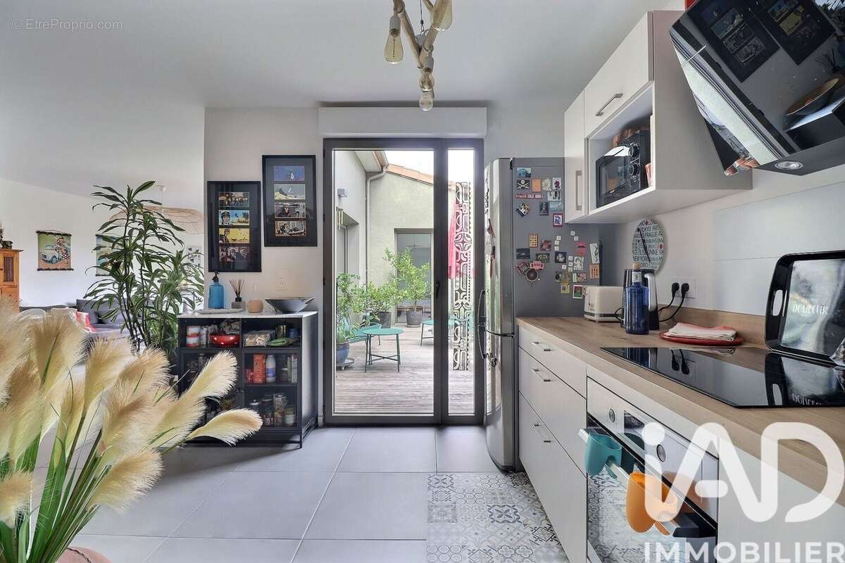 Appartement 110 m² à Talence  - photo 3