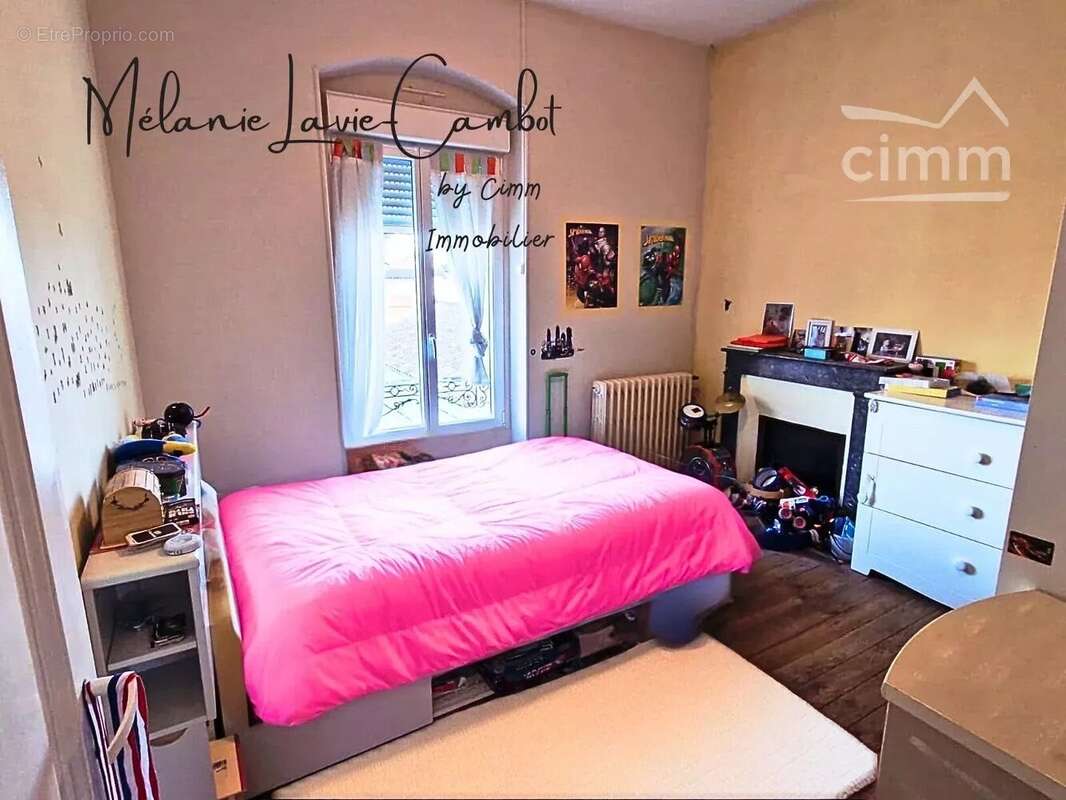 Appartement à SAINT-YZAN-DE-SOUDIAC