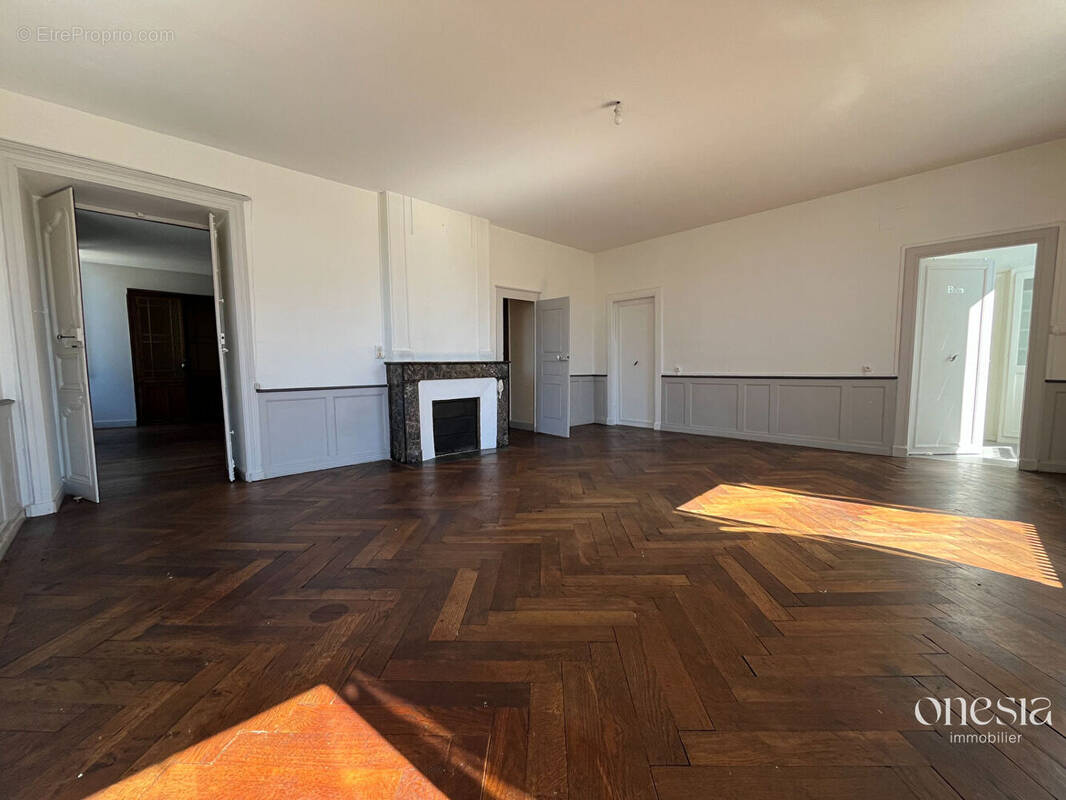 Appartement à OLORON-SAINTE-MARIE