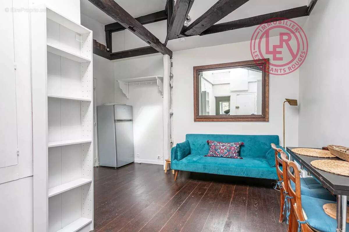 Appartement à PARIS-3E