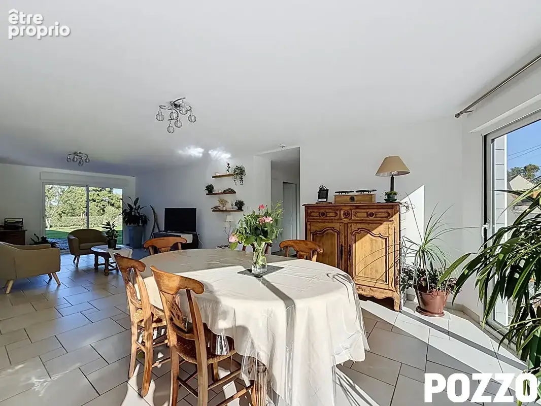 Maison Bricquebec En Cotentin 6 pièce(s) 205.5 m2 - Quettetot - très bon état - lumineux - vie de plain pied - photo 10