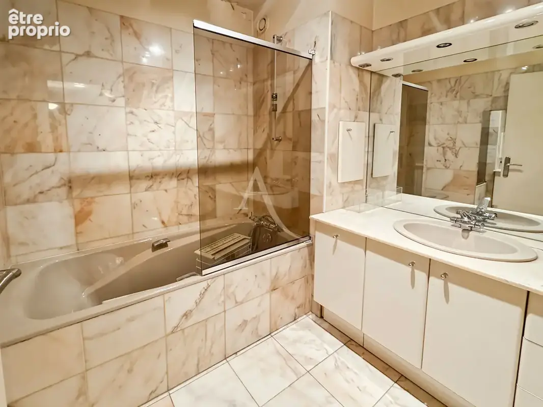 Appartement Paris 3 pièces 70m² + Balcon de 12m² - photo 15