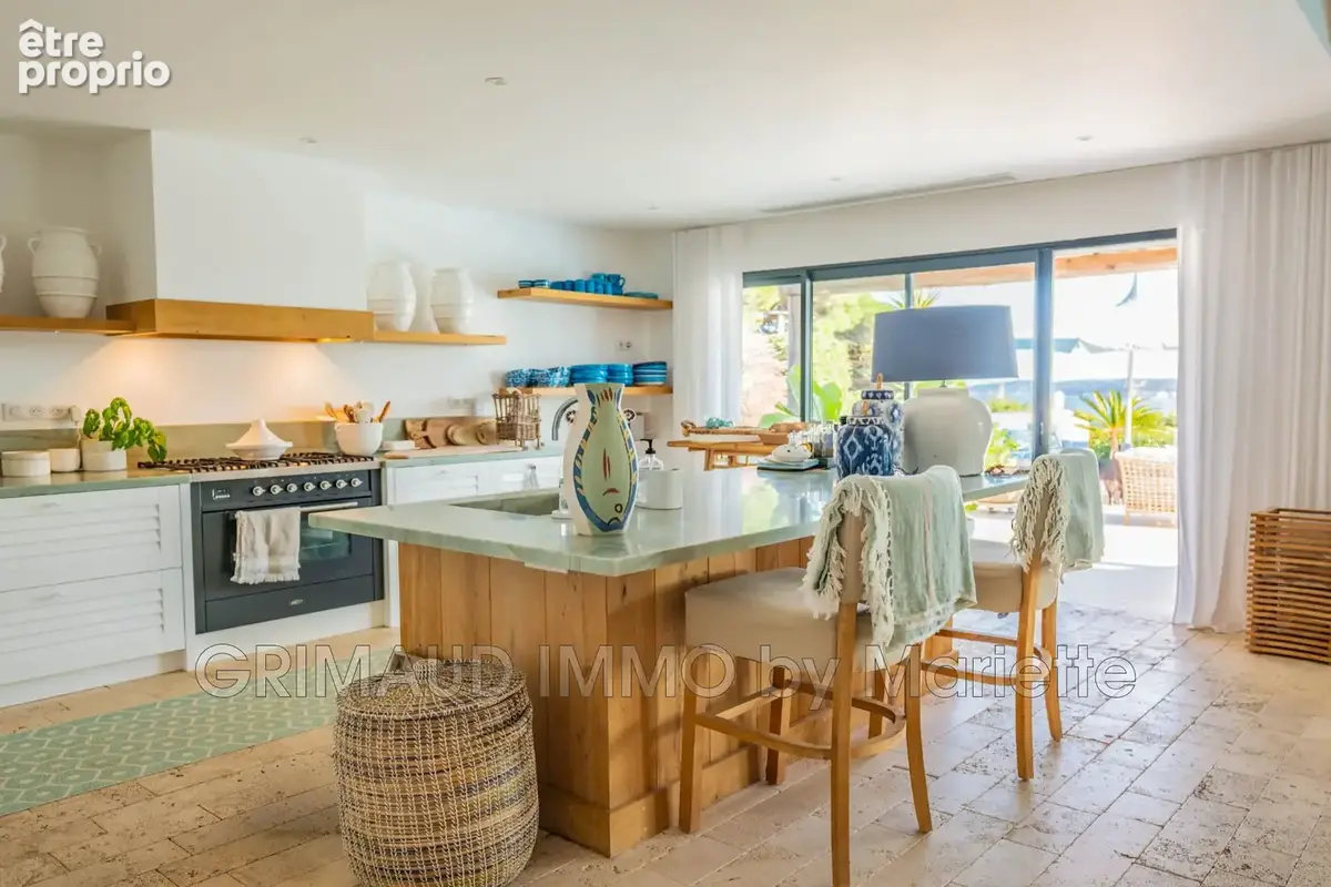 Maison 6 pièces 170 m² à vendre à Grimaud (83310) - photo 9