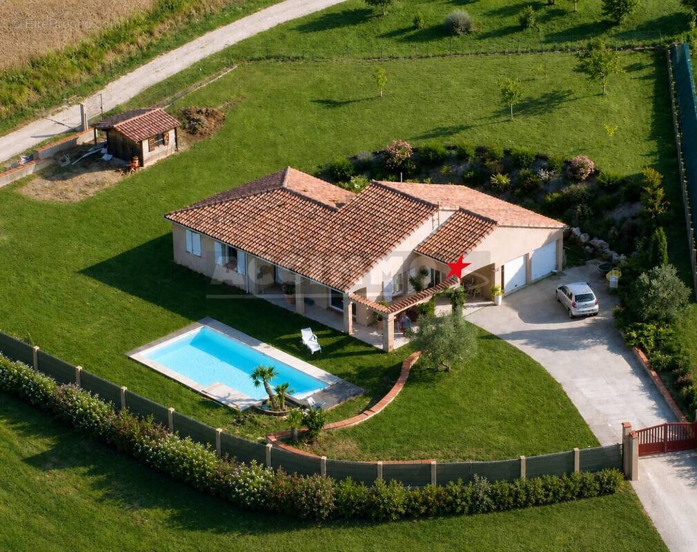 Maison à CARAMAN