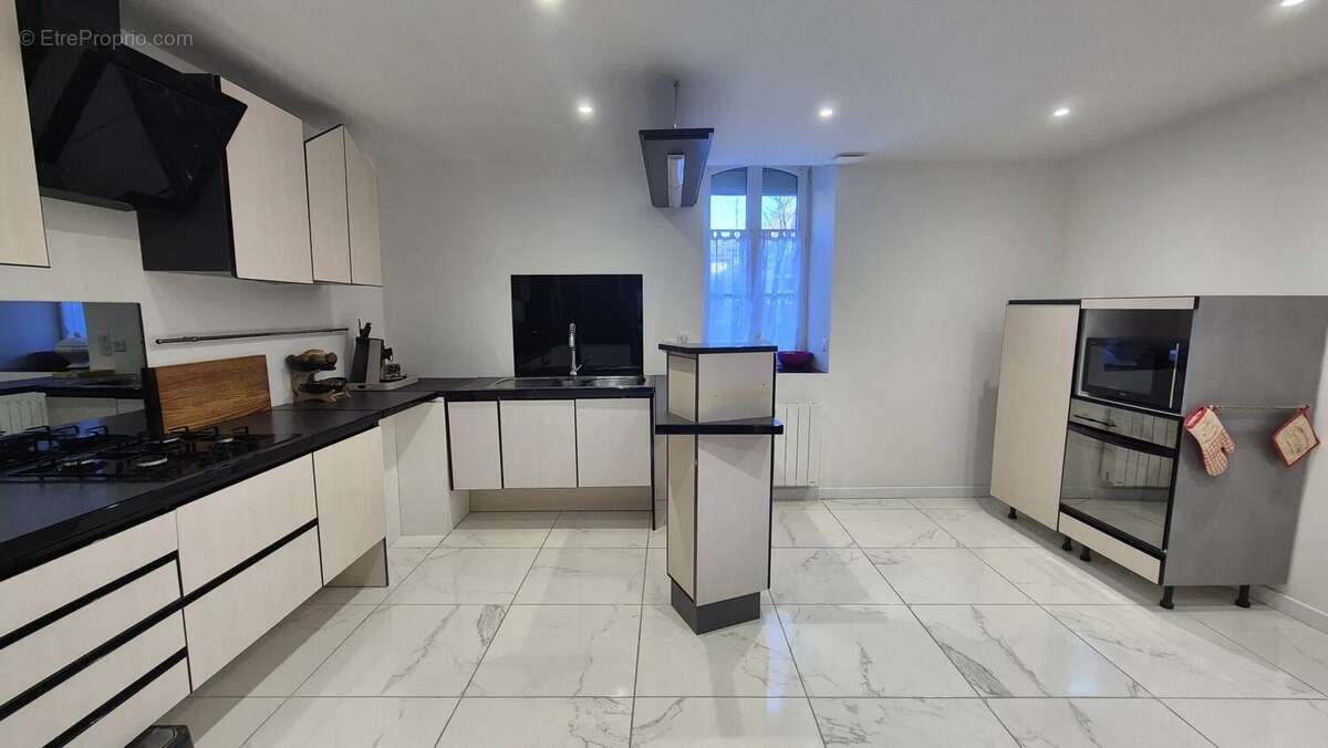 Maison à SAINT-PE-DE-BIGORRE