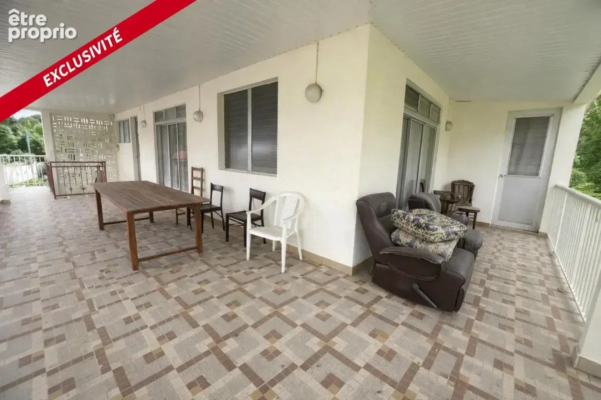Opportunité rare : deux logements F3 et F4 sur plus de 2 600 m² de terrain ! - photo 3