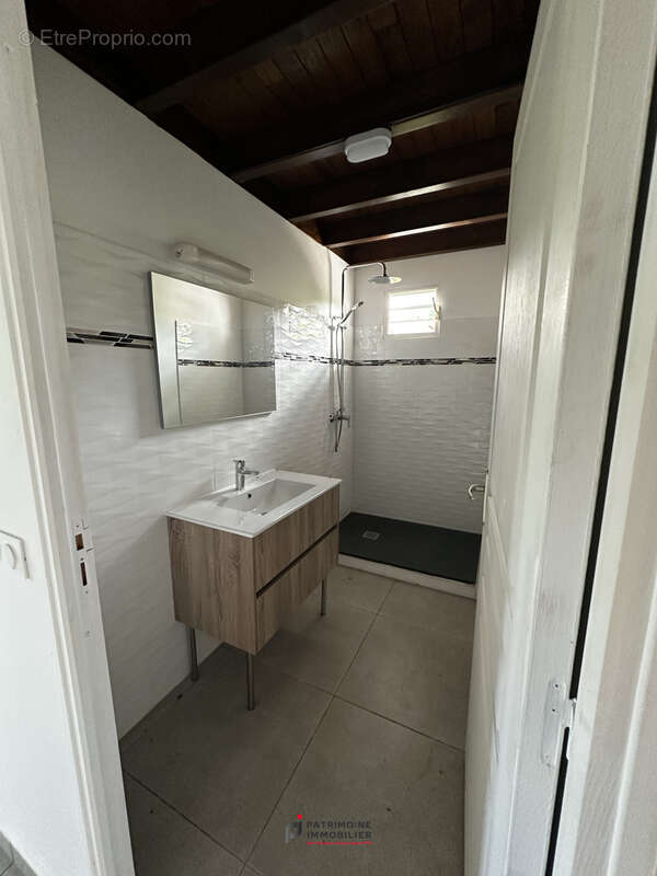 Appartement à PETIT-BOURG