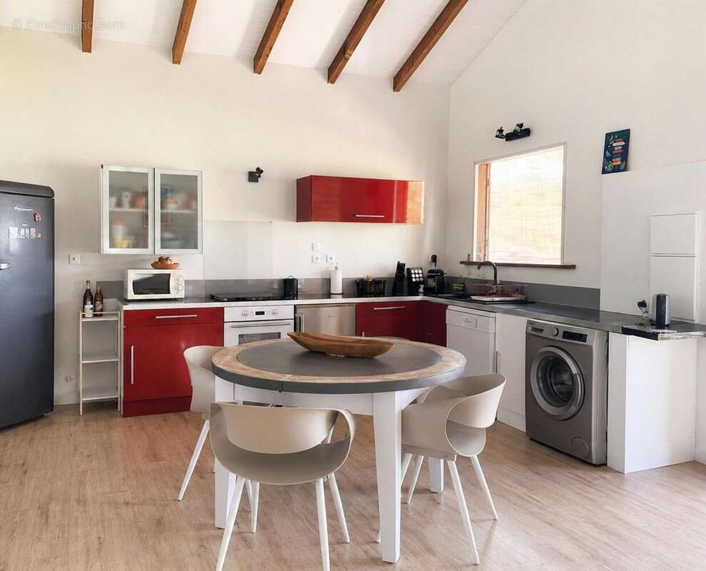 Maison 280 m² à Deshaies  - photo 7