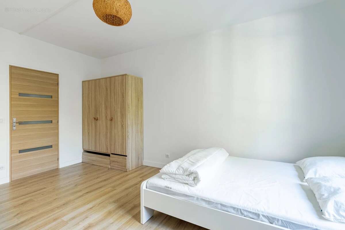 Appartement à PARIS-19E