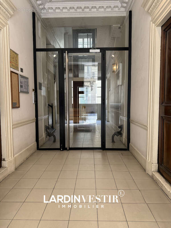 Appartement à LYON-6E