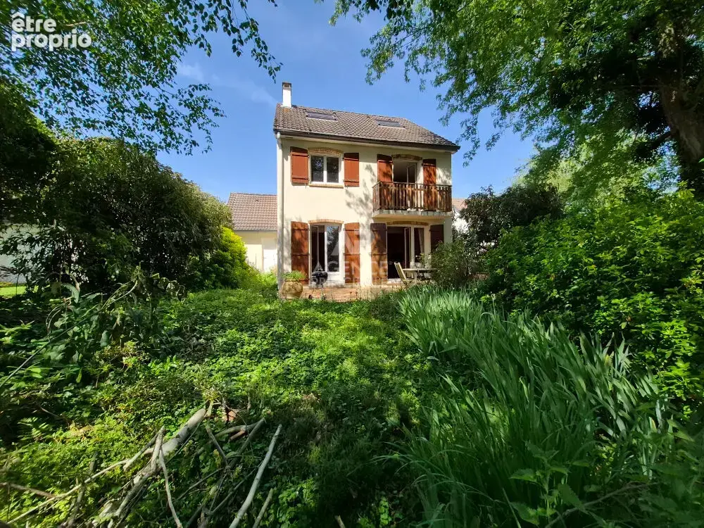 Photo Maison à Saint-Germain-En-Laye au prix de 725 000€