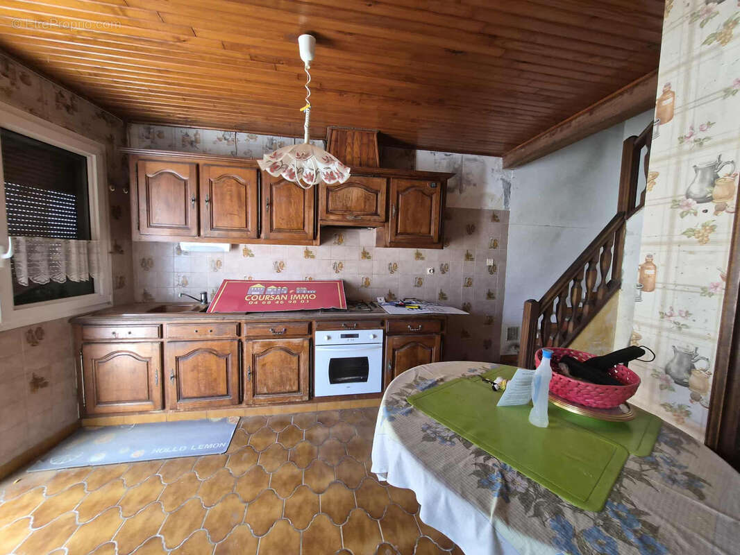 Maison à COURSAN