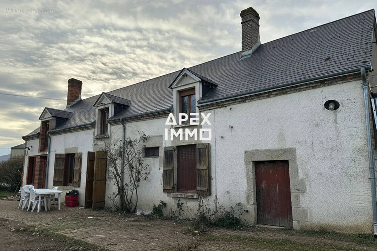 Maison à SAINT-BENOIT-SUR-LOIRE