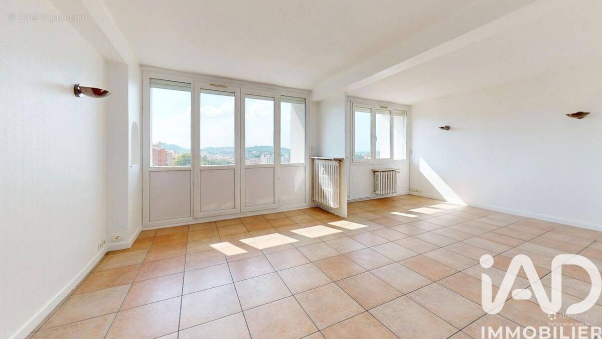 Photo 1 - Appartement à SAINT-ETIENNE